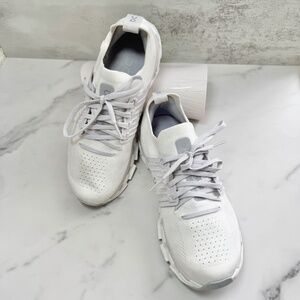 Road Running Shoe by ON Cloudswift 4